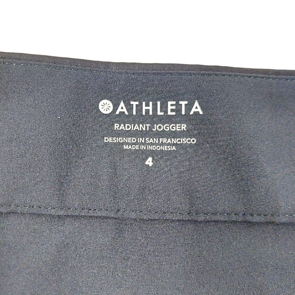 Athleta Black Radiant Jogger. Size 4 - Picture 8 of 11
